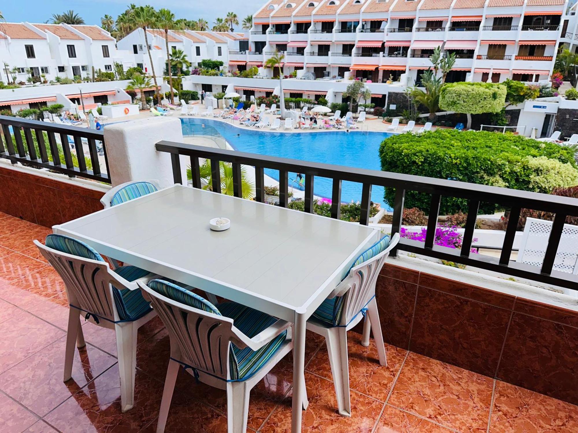 Daire 2 Bedrooms Playa Americas Parque Santiago I Heated Pool Playa de las Américas